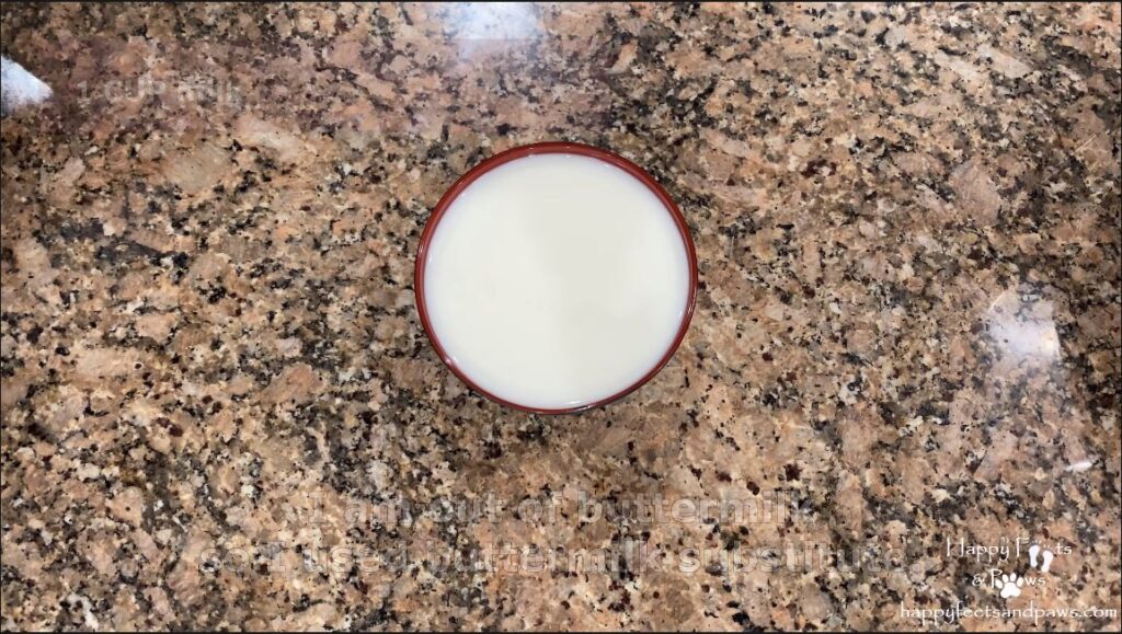 making buttermilk substitute with milk and lime