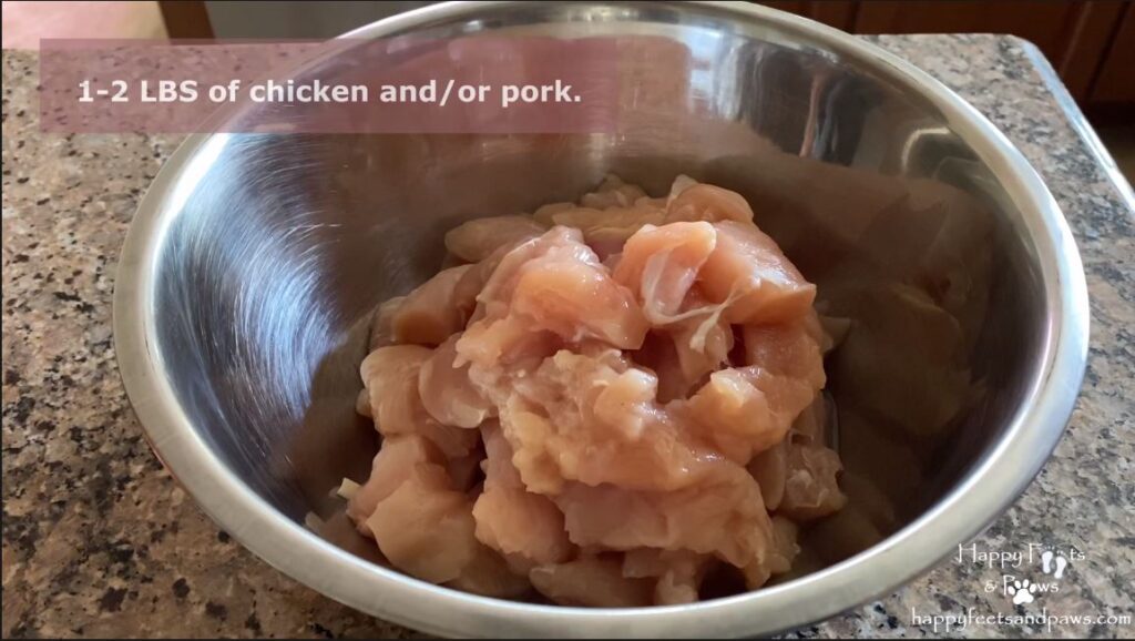 meat in a bowl for thai green curry recipe